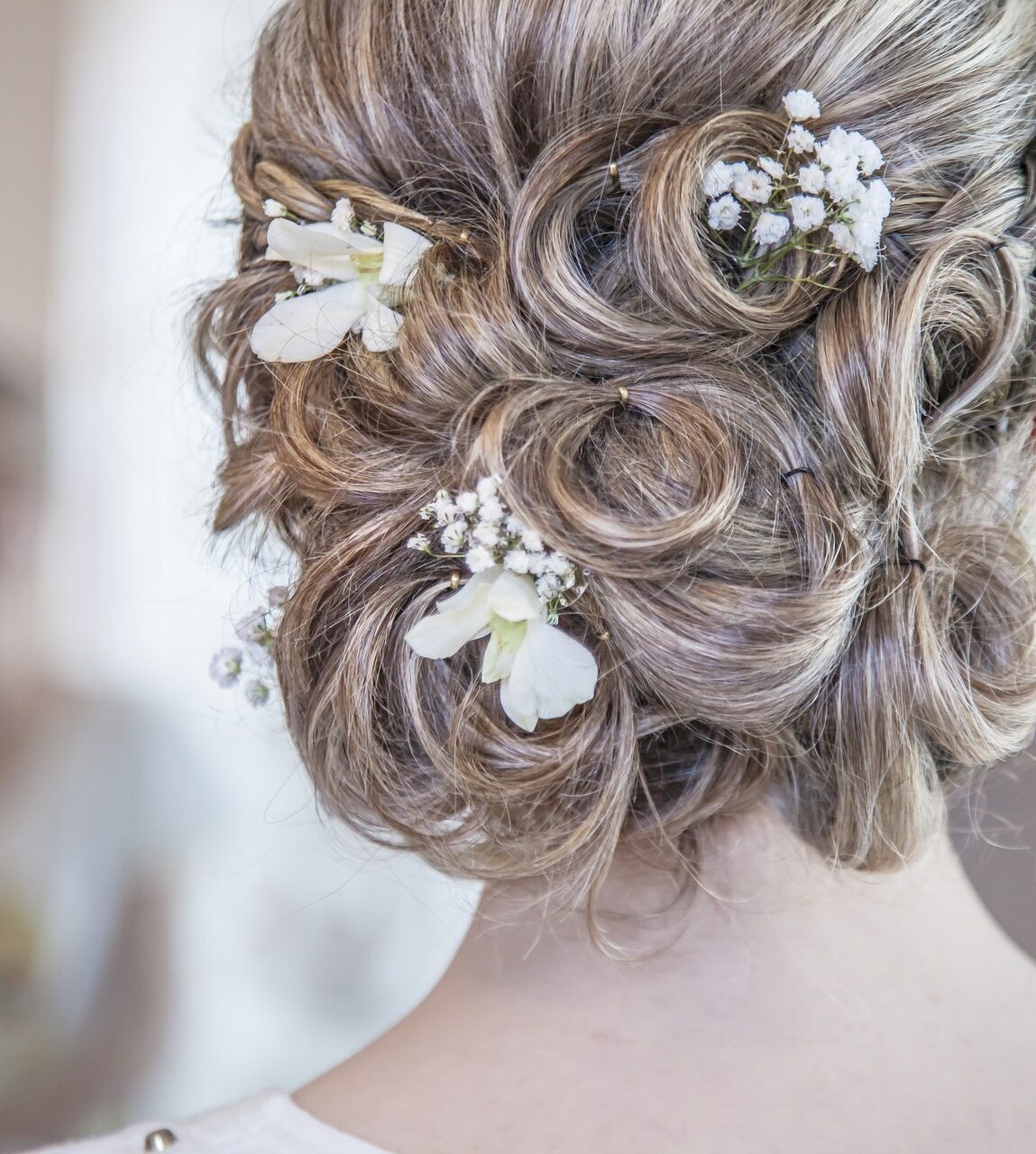 Style Without Sheen: Products to Help You Nail Your Wedding-Day Look