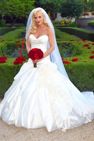 Jenny McCarthy in Ines Di Santo wedding dress