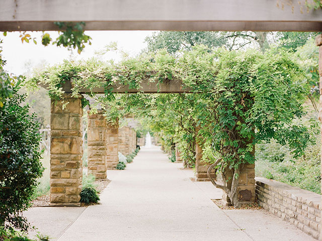A film photography botanical gardens bridal portraits session in Fort Worth by Alba Rose Photography