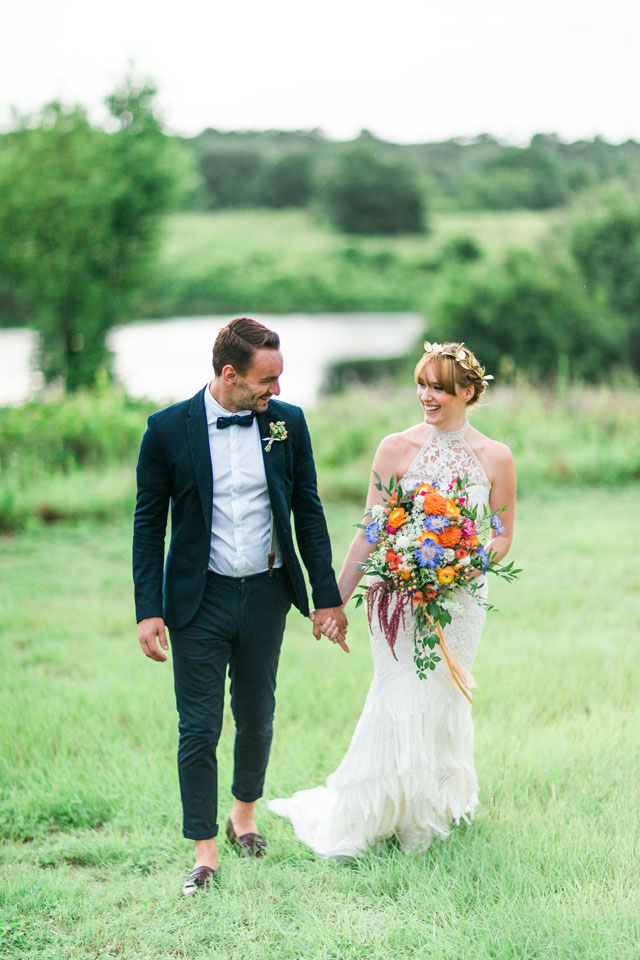 Bohemian bridal portraits with a lovely polished look and an incredibly lush bouquet by Justin Gilbert Photography