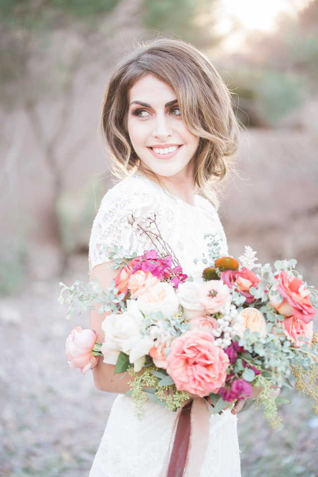 An Arizona sunsets bridal inspiration shoot with gorgeous florals and watercolor details by Roxanna Sue Photos