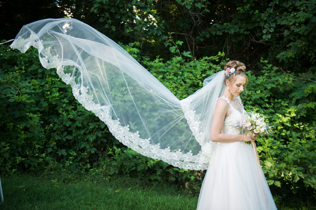 An elegant and sophisticated outdoor ballet bridal inspiration shoot at River Farm in Virginia by Traci J. Brooks Studios