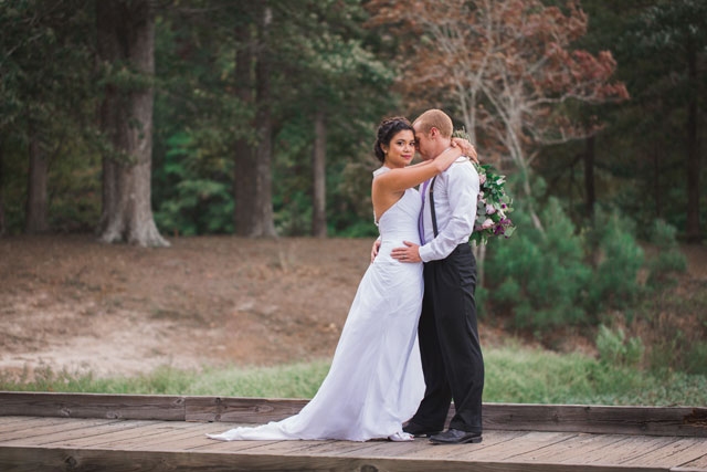 A European styled wedding inspiration shoot in autumn at a historic venue in Virginia by Andrew & Tianna Photography