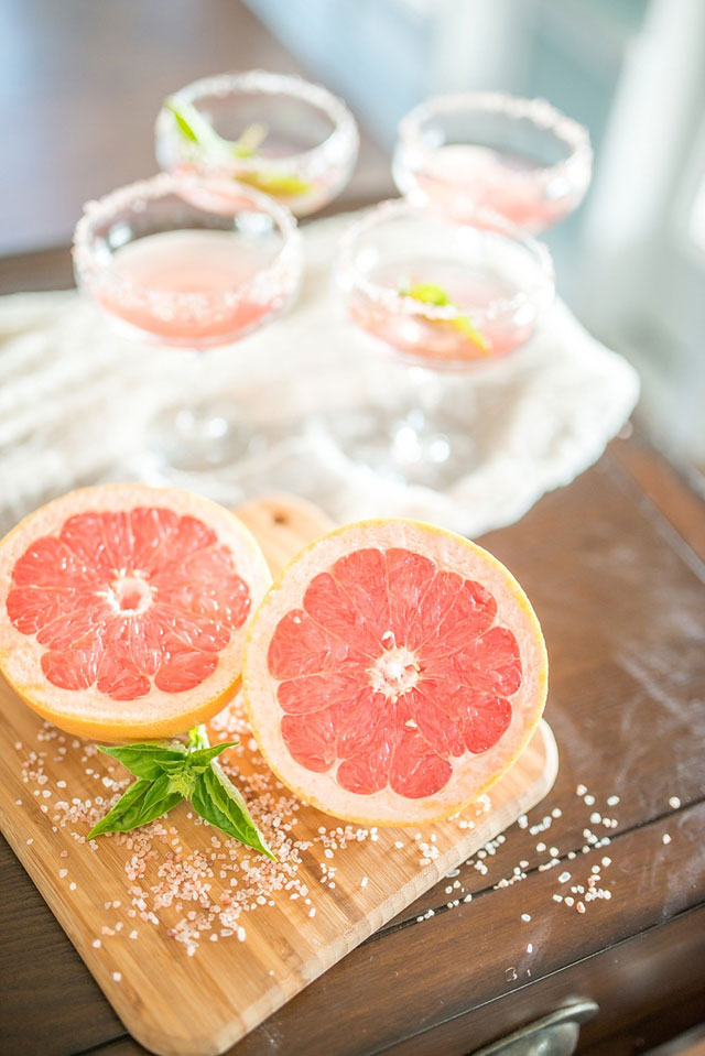 A bayside wedding inspiration shoot featuring a citrus and sea salt theme by Anna + Mateo
