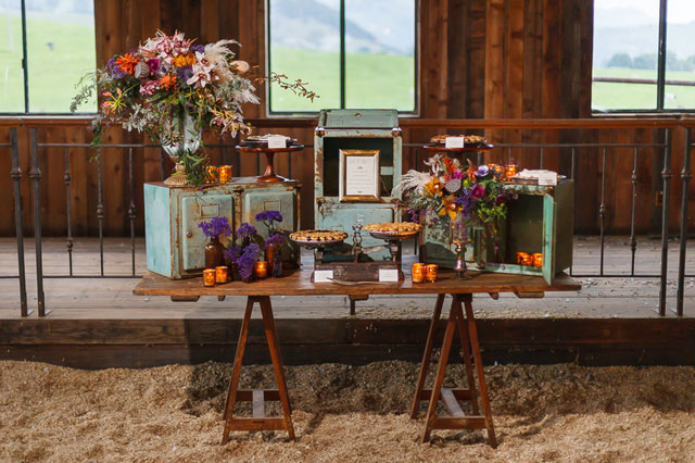A styled shoot with a 1970s bohemian vibe inspired by Stevie Nicks' song Leather and Lace | Bergreen Photography: bergreenphotography.com | l'Relyea Events: lrelyea.com
