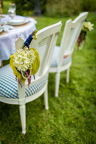A same-sex wedding inspiration shoot in a beautiful, formal English tea garden in Minneapolis | Carina Photographics: http://carinaphotographics.com