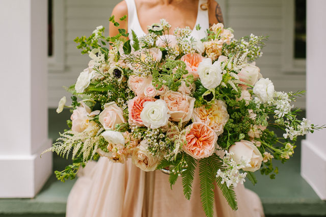 A styled shoot for a summer pastel wedding with exquisite florals | Chelsea Brown Photography: http://chelseabrownphotography.com