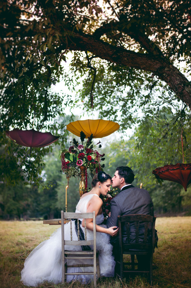 Creative Ideas for Spring Wedding Decor: Hanging Designs