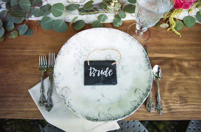 A Fixer Upper styled wedding shoot inspired by the HGTV show with a bar, an outdoor greenhouse and a shiplap cake by Daisy Photography