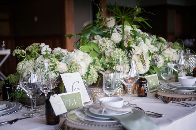 A nature-inspired styled shoot in the mountains of Washington with green and ivory details | Genesa Richards Photography: www.genesarichards.com