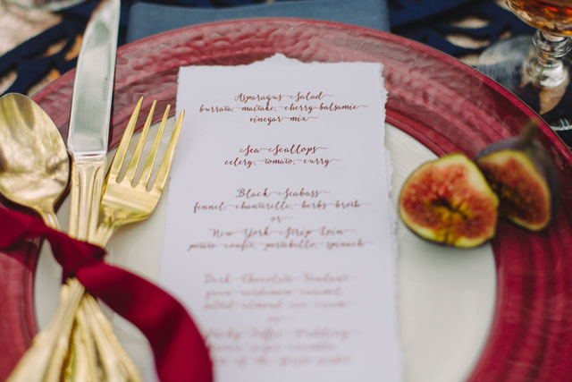 A vintage autumn styled shoot inspired by marsala, the Pantone color of the year | Gwen Ewart Photography: http://www.gwenewart.com
