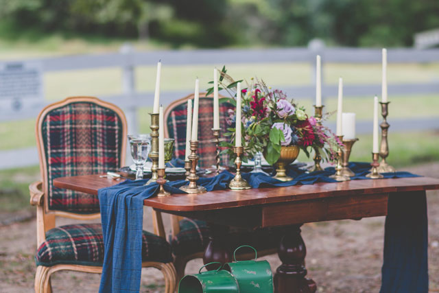 A Guinness inspired wedding styled shoot with vintage decor, plaid details and all things beer by Images by Amber Robinson