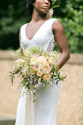 A quiet and intimate garden elopement inspiration shoot in Washington D.C. by Iris Mannings Photography
