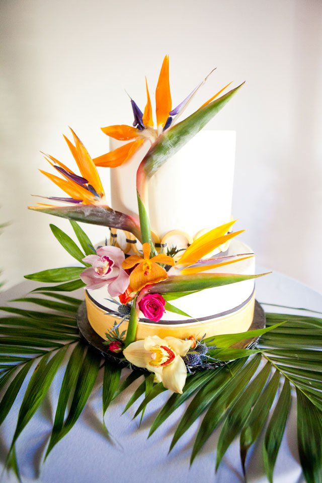 A colorful and vibrant tropical birds of paradise wedding styled shoot by Jennie Karges Photography
