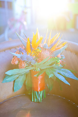 A colorful and vibrant tropical birds of paradise wedding styled shoot by Jennie Karges Photography