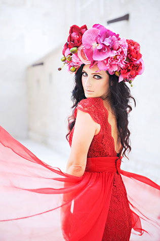 A sexy and bold modern bridal inspiration shoot with an incredible red dress by Bien Savvy and a floral headpiece // photos by JvR Photography: http://www.jvrphotography.co.za/ || see more on https://blog.nearlynewlywed.com