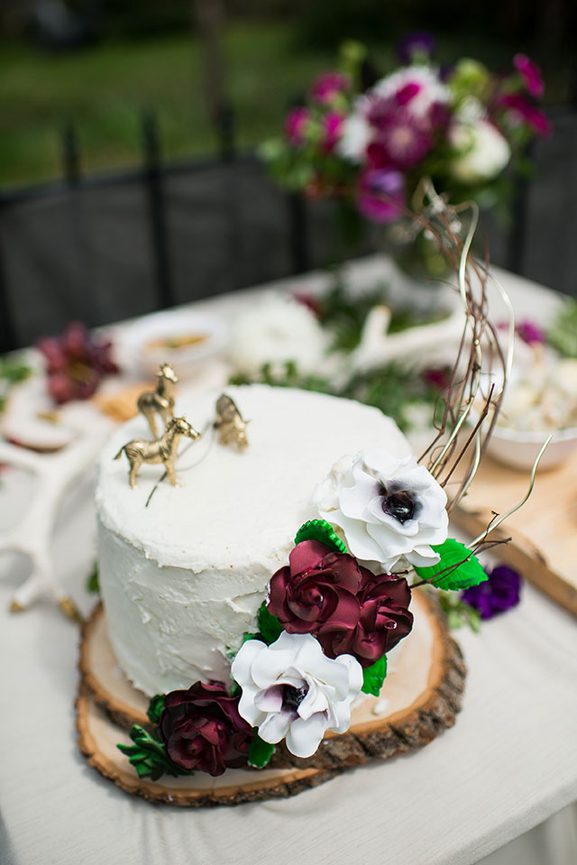 A whimsical garden wedding inspiration shoot with berry colors and golden animals | Kate Morrow Photography: http://www.katemorrowphotography.com | JS Weddings & Events: http://jsevents.com
