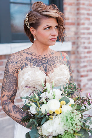 Three urban bohemian looks for the stylish bride | Keira Lemonis Photography: http://www.keiralemonisphotography.com