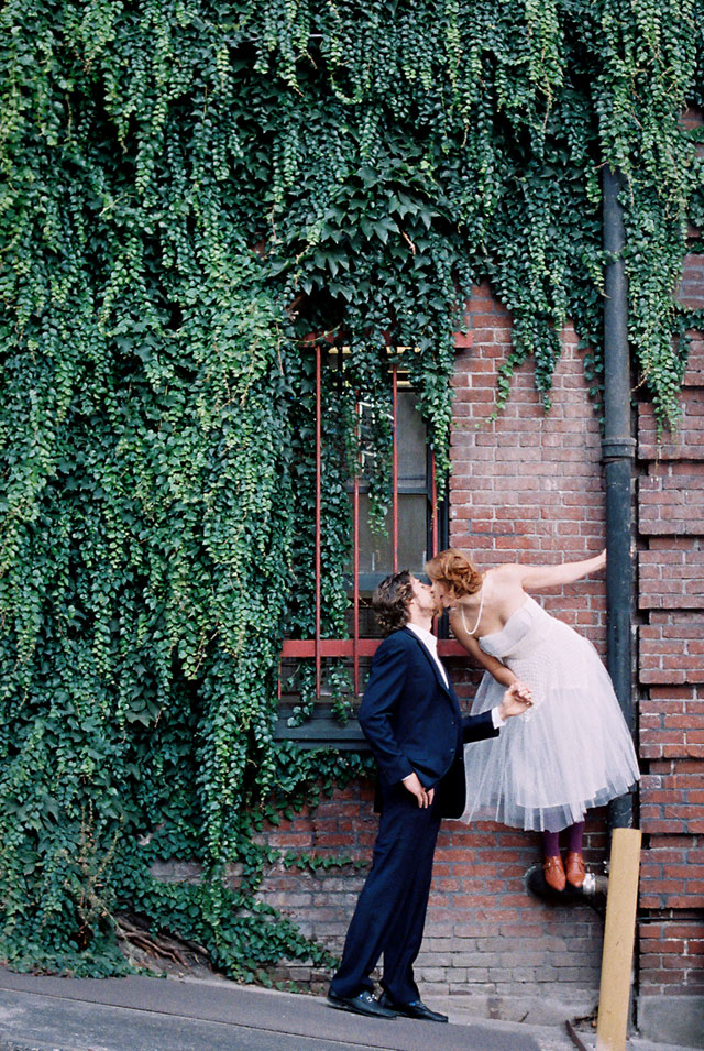 An urban elopement styled shoot with a touch of DIY whimsy in downtown Portland | Kel Ward Photography: http://www.kelwardphotography.com