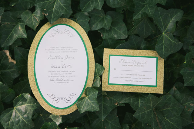 An Oz wedding inspiration shoot with emerald, gold and china details // photo by Lane Baldwin Photography: http://www.lanebaldwinphotography.com || see more on https://blog.nearlynewlywed.com