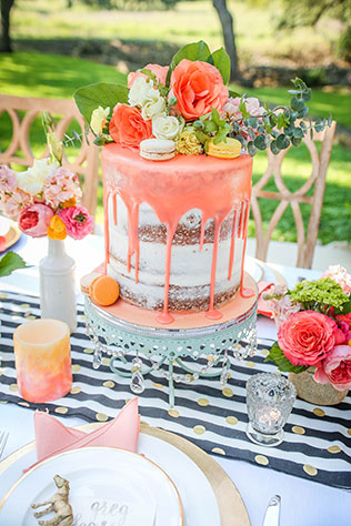 Black and white stripes, gold glitter and pops of bold color are all the makings of a whimsical Kate Spade inspired styled shoot by Lyndsay Lyon Photography