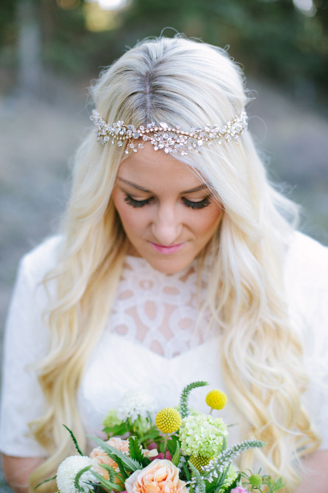 A bohemian, woodsy bridal session on Cedar Mountain in Utah // photos by M. Felt Photography: http://mfeltphotography.com || see more on https://blog.nearlynewlywed.com