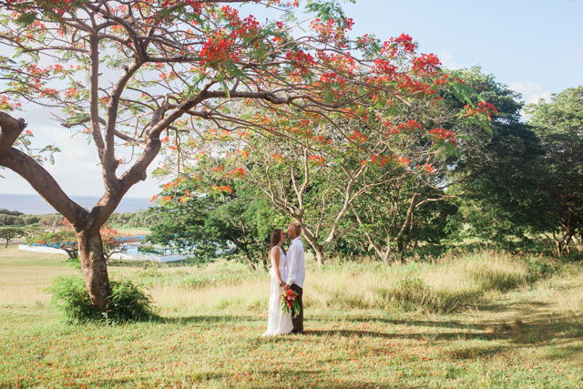 A styled shoot based on a bride's love for the culture, colors and beauty of Africa | Mylyn Wood Photography: http://mylynwoodphotography.com