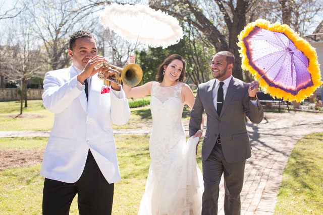A charming New Orleans wedding inspiration shoot with a tribute to jazz and the fleur de lis by Rachael Hall Photography