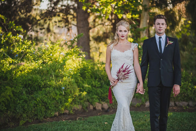 A vintage Hollywood glamour wedding styled shoot at a beautiful winery in the San Pasqual Valley | Red Trolley Studio: http://www.redtrolleyphotography.com