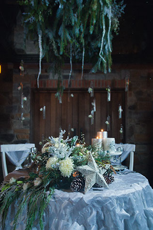 A spectacularly creative and innovative winter frost wedding styled shoot by Ron Delhaye Studios and Unveiled Weddings & Events