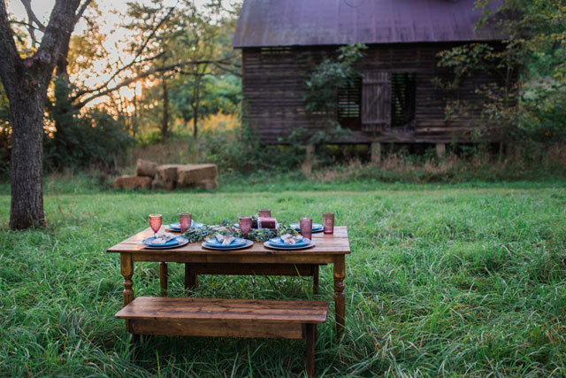 A romantic yet rustic backyard elopement inspiration shoot by Sophia Joël Photography