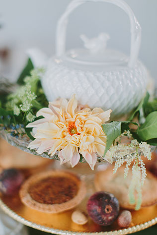 An intimate bridal tea inspiration shoot featuring a farm to table vibe and foraged local florals by Tori Watson Photography