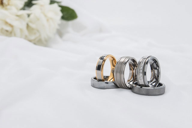 Must-Have Gifts For Your Bridal Party from Men's Rings Online