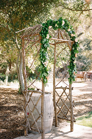 A dreamy summer al fresco California wedding with ivory, blush and lavender hues | Allie Lindsey Photography: http://www.allielindsey.com