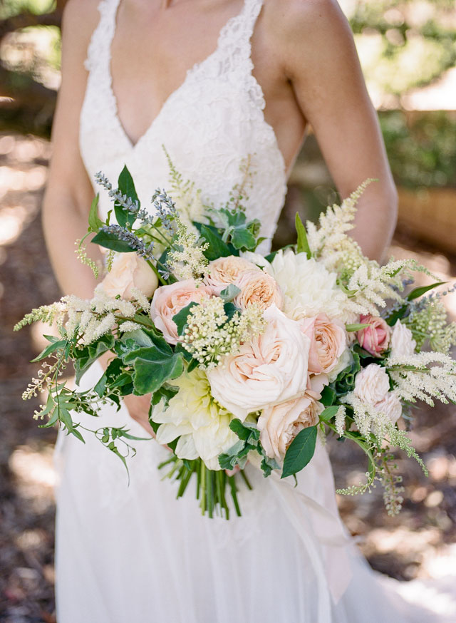 A dreamy summer al fresco California wedding with ivory, blush and lavender hues | Allie Lindsey Photography: http://www.allielindsey.com