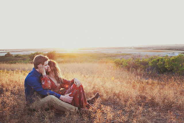 A vintage Ford engagement session at sunset in Huntington Beach // photo by Amanda Patrice: http://www.amandapatrice.com || see more on https://blog.nearlynewlywed.com