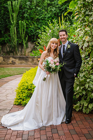 A rooftop wedding in Florida with a garden ceremony by Ashlee Hamon Photography