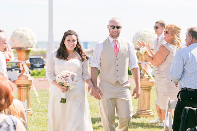 A cheerful and casual coral and teal beach wedding in Cape May | Cassi Claire Photography: www.cassiclaire.com