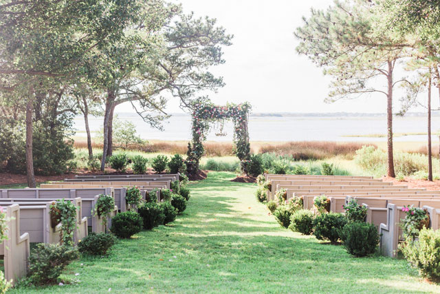 A stunning Watson House wedding with nautical and Kate Spade inspired details by Common Dove Photography