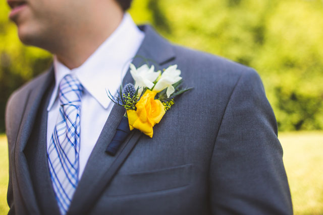 An autumn destination farm wedding with sunflowers in North Carolina // photos by Concept Photography: http://www.cptphotography.com || see more on https://blog.nearlynewlywed.com