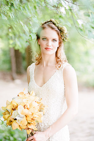 A sweet and romantic orchard wedding in Alabama by Cotton & Clover Photography