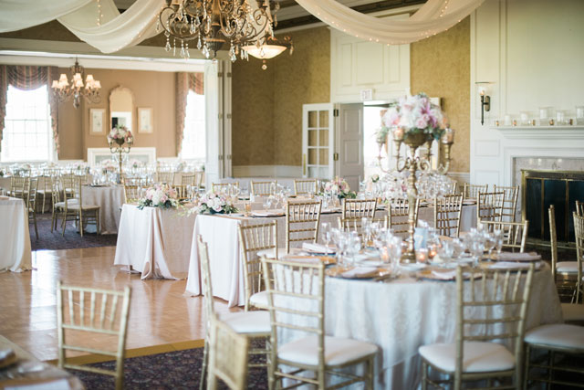 A romantic country club wedding in Ohio with a palette of ivory, blush, champagne and gold | Emily Millay Photography: http://emilymillayphotography.com