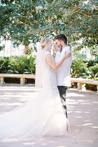A simply elegant backyard wedding after a ceremony at the Brazilian Court Hotel by Erica J Photography
