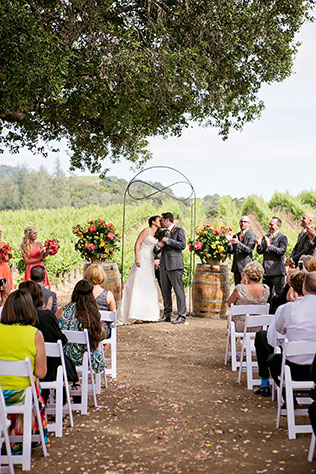 A romantic restaurant wedding in Sonoma wine country with a pink palette and outdoor reception by Erica Olsson Photography