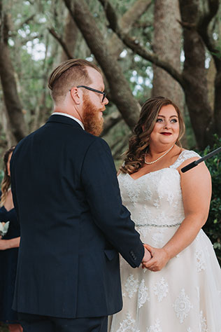 A fabulous foodie wedding for a chef in Florida with a gelato truck and gorgeous floral arrangements featuring fresh produce by Grind & Press Photography