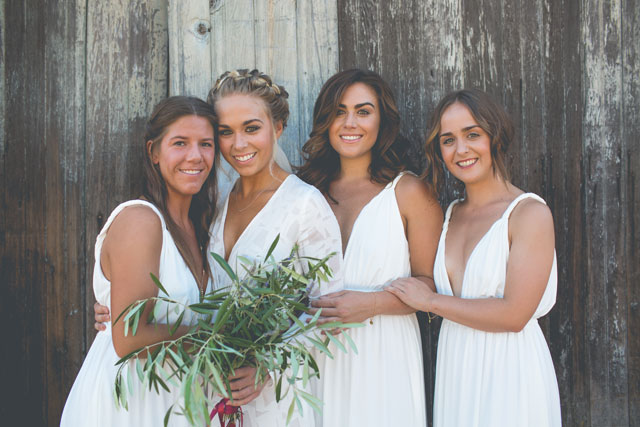 A laidback and DIY infused indie autumn backyard wedding in California | Hannah Kate Photography