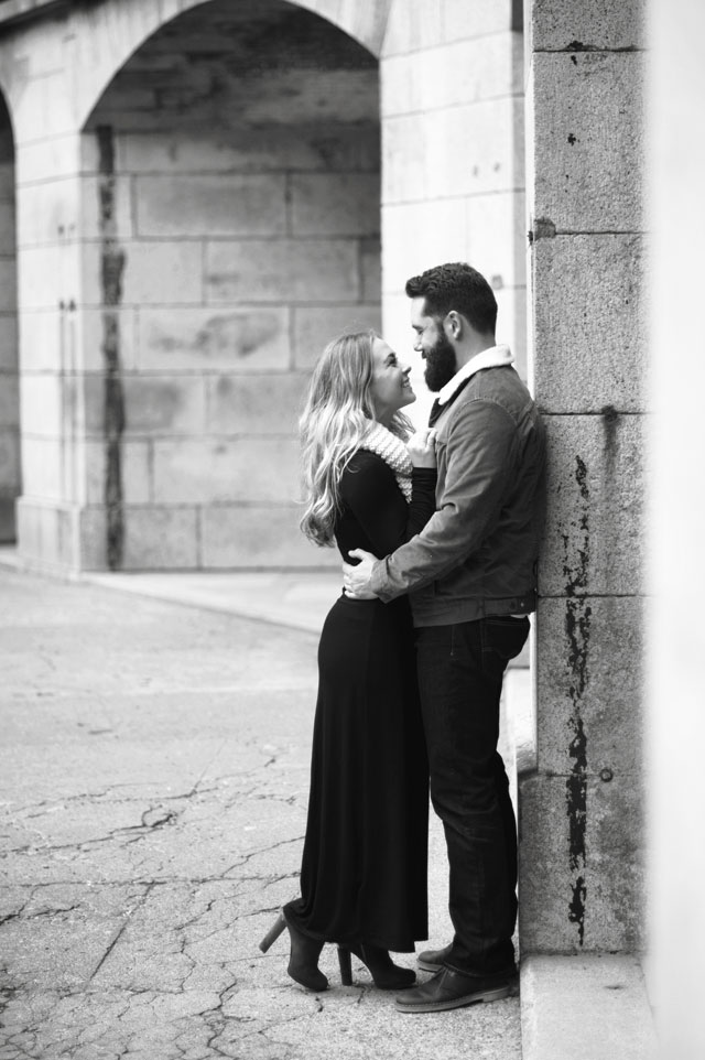 A winter engagement session at The Presidio in San Francisco | Hannah Kate Photography: http://www.hannahkatefotographie.com