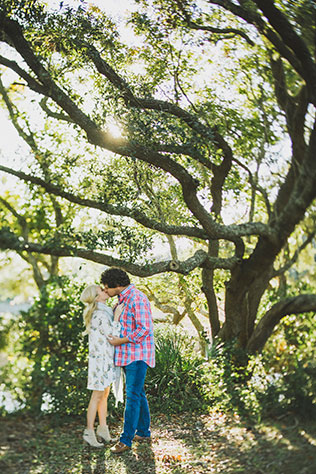 A couple celebrates two years of marriage with a sweet anniversary session | Hello Miss Lovely: hellomisslovelyphotography.com