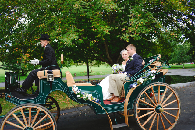 A preppy rustic country wedding at a historical estate on a horse farm in Ohio // photos by Henry Photography: http://www.henryphotography.com || see more at: https://blog.nearlynewlywed.com/real-couples/weddings/preppy-rustic-country-horse-farm-wedding/