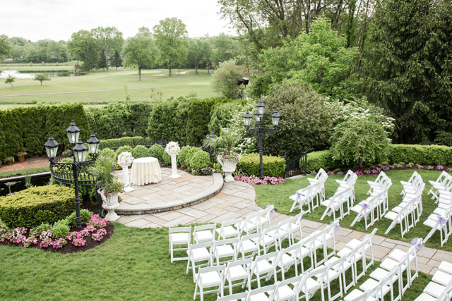An elegant lavender estate wedding in the garden at Park Savoy by Idalia Photography